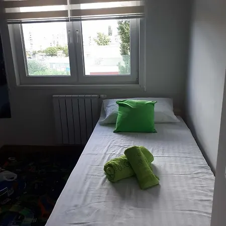 Lovely New 3 Bedroom Apt