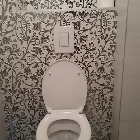 Διαμέρισμα Lovely New 3 Bedroom Apt *