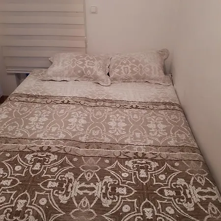 Διαμέρισμα Lovely New 3 Bedroom Apt Σαράγεβο